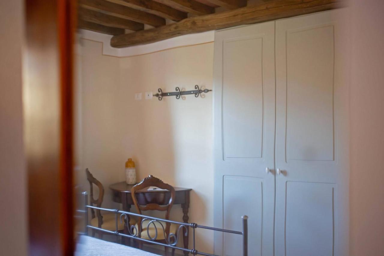 Mochignano Agriturismo I Giunchi מראה חיצוני תמונה