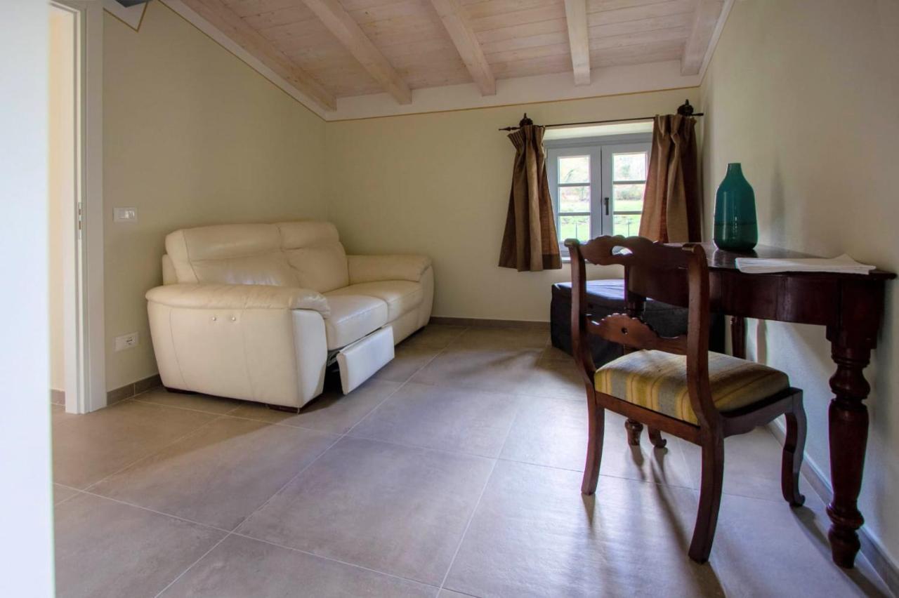 Mochignano Agriturismo I Giunchi מראה חיצוני תמונה